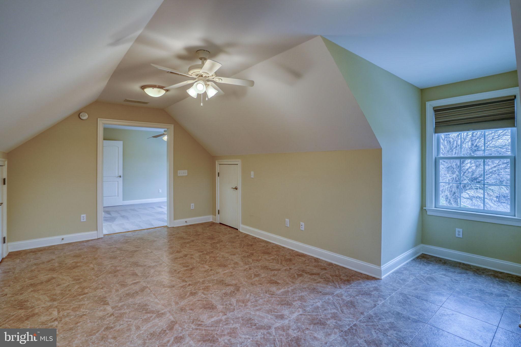 ROCKLAND HILLS - Residential