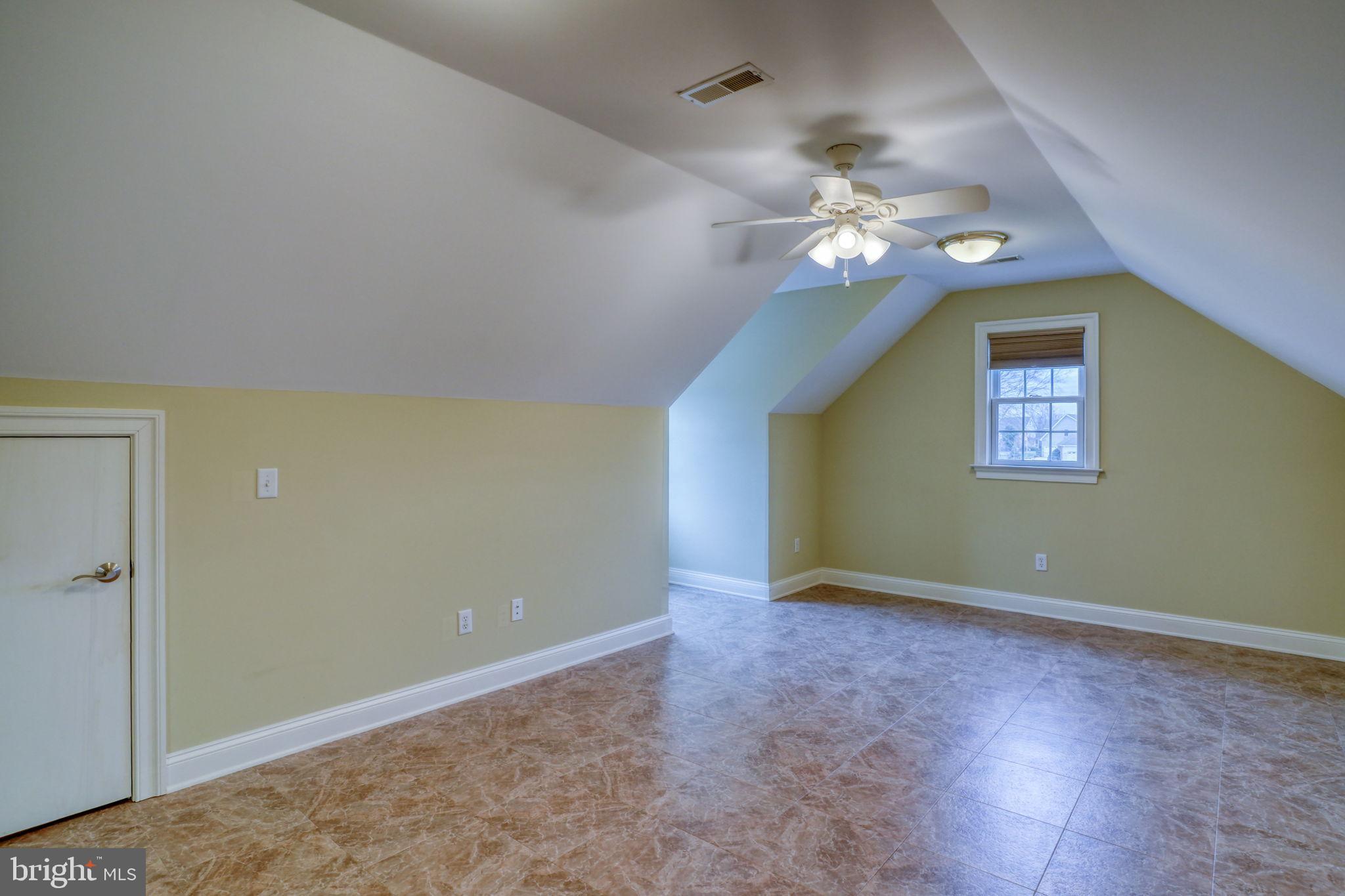 ROCKLAND HILLS - Residential