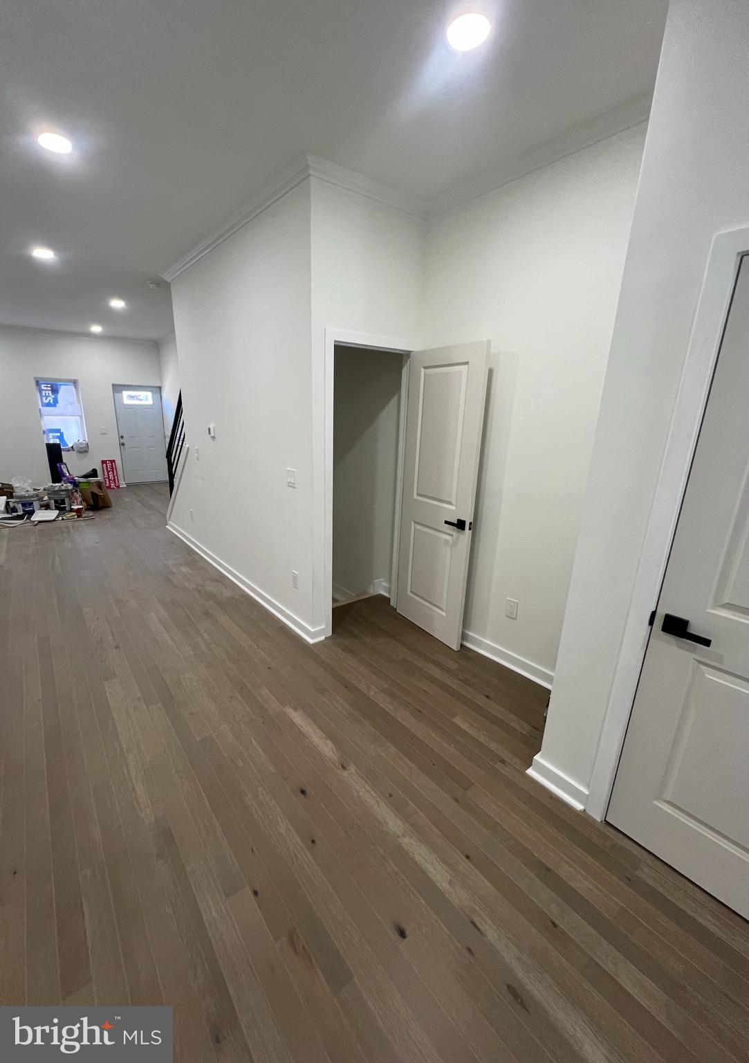 KENSINGTON - Residential