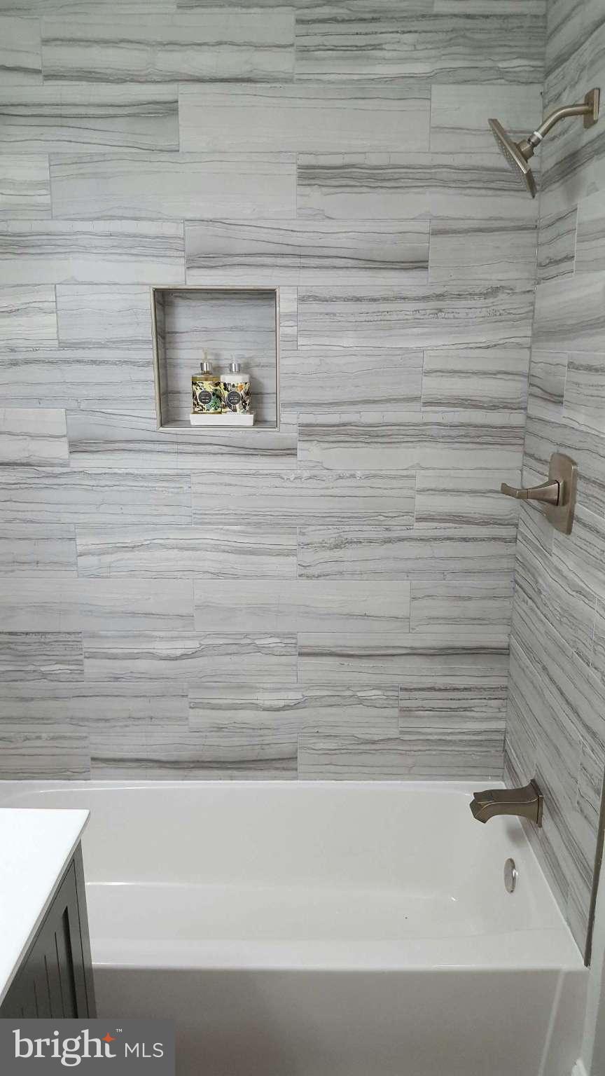 IMPERIAL GARDENS - Residential