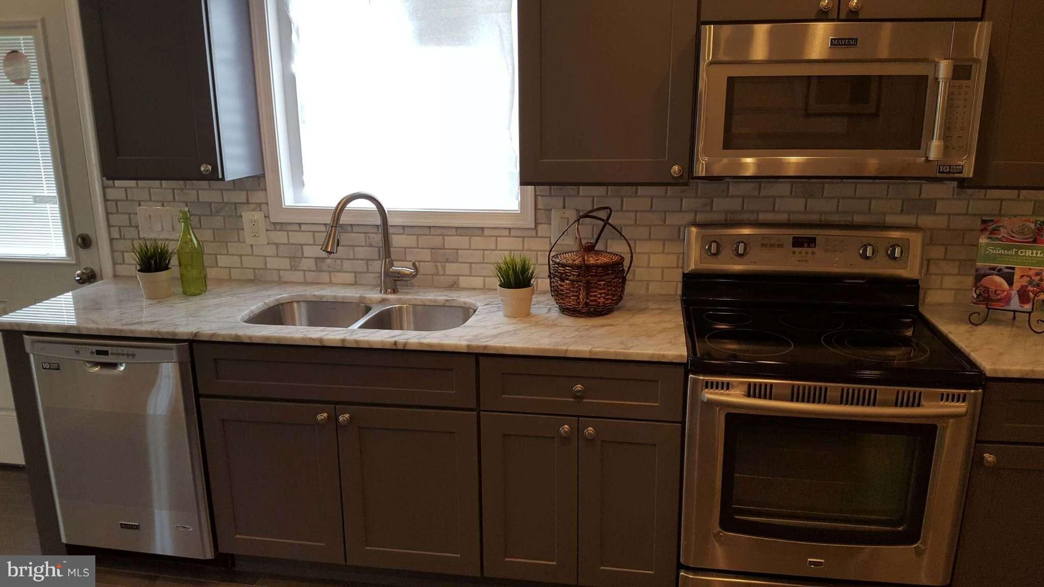 IMPERIAL GARDENS - Residential