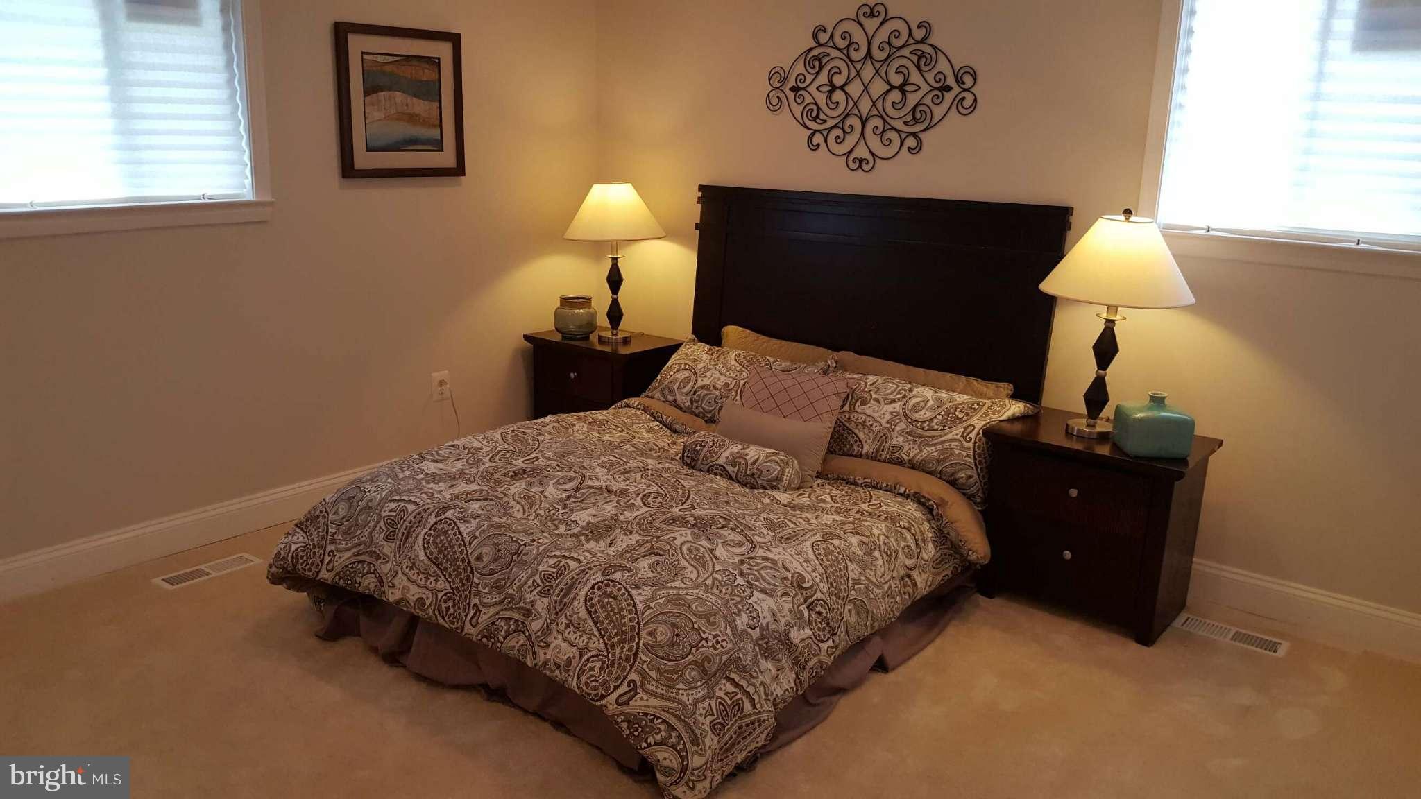 IMPERIAL GARDENS - Residential