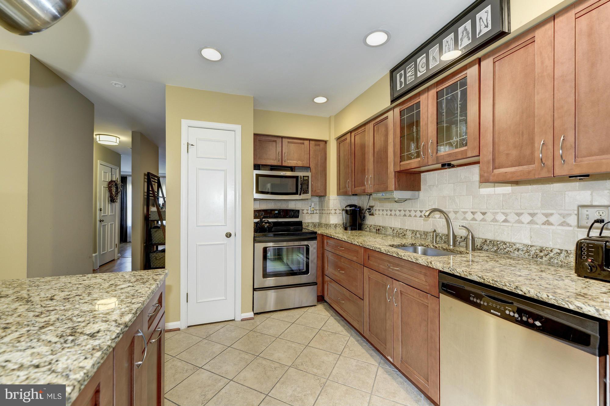 RUNNYMEADE - Residential