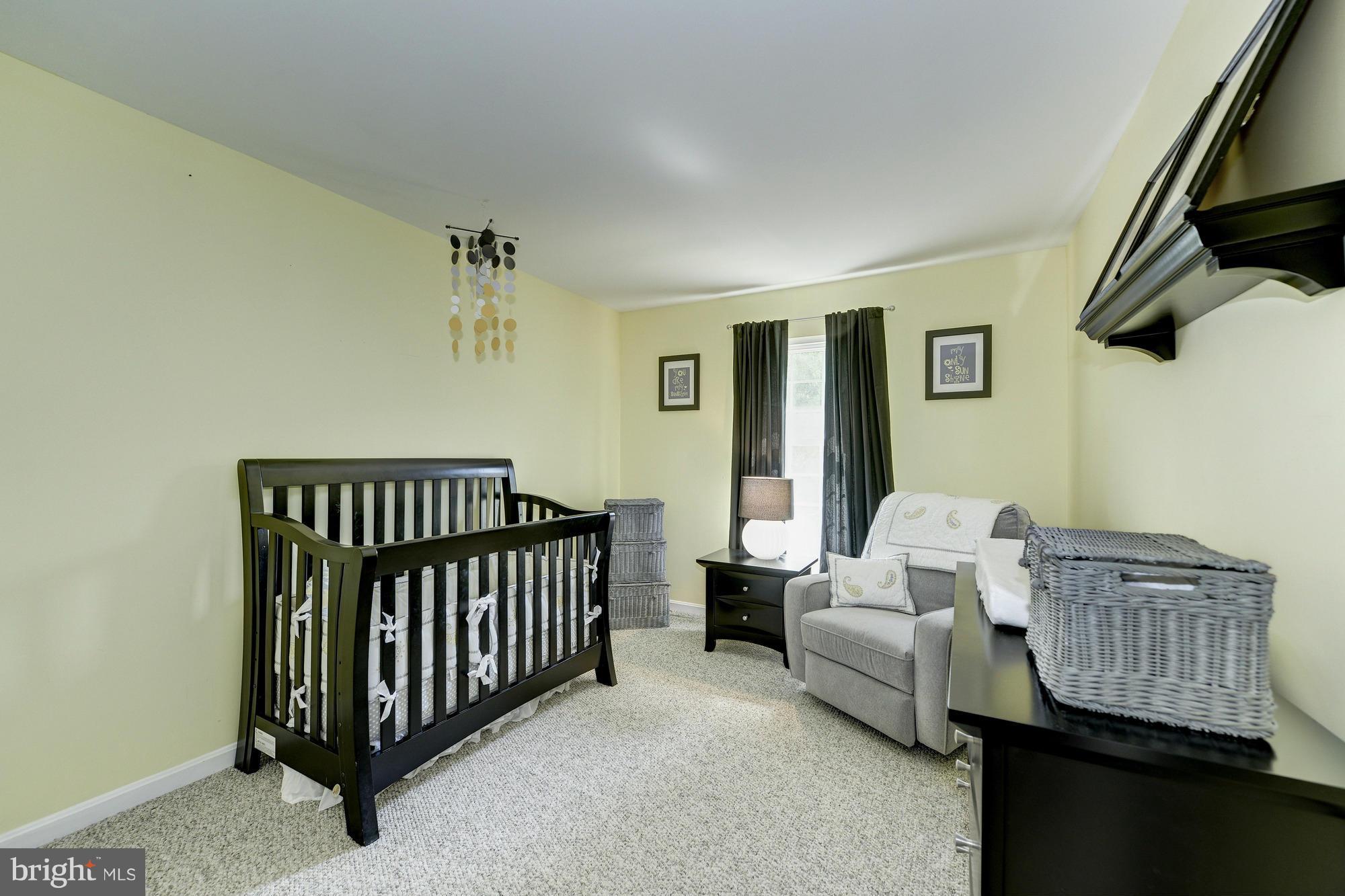 RUNNYMEADE - Residential