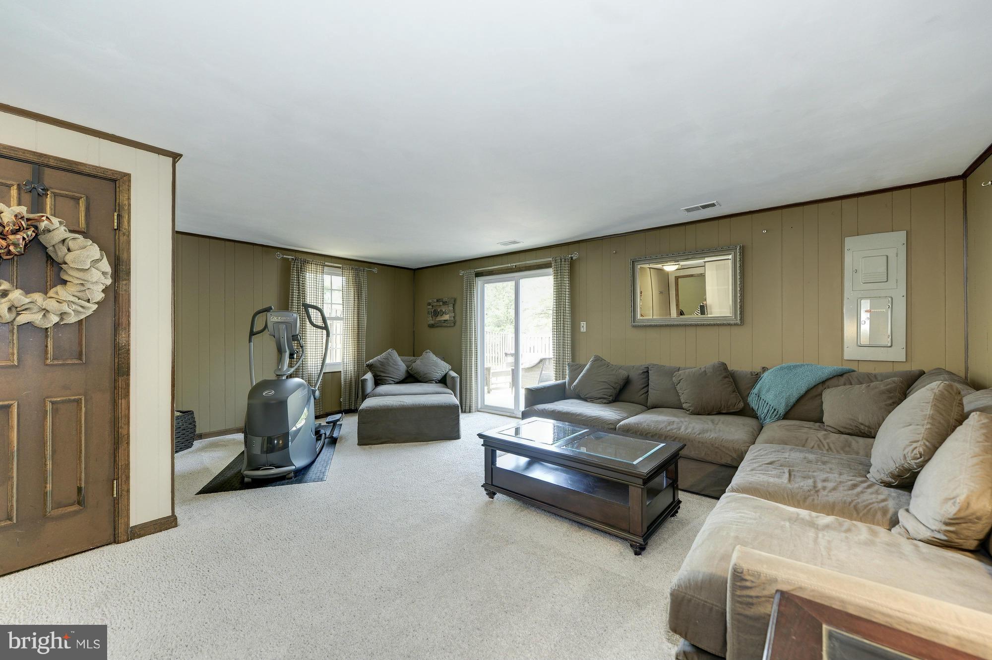 RUNNYMEADE - Residential