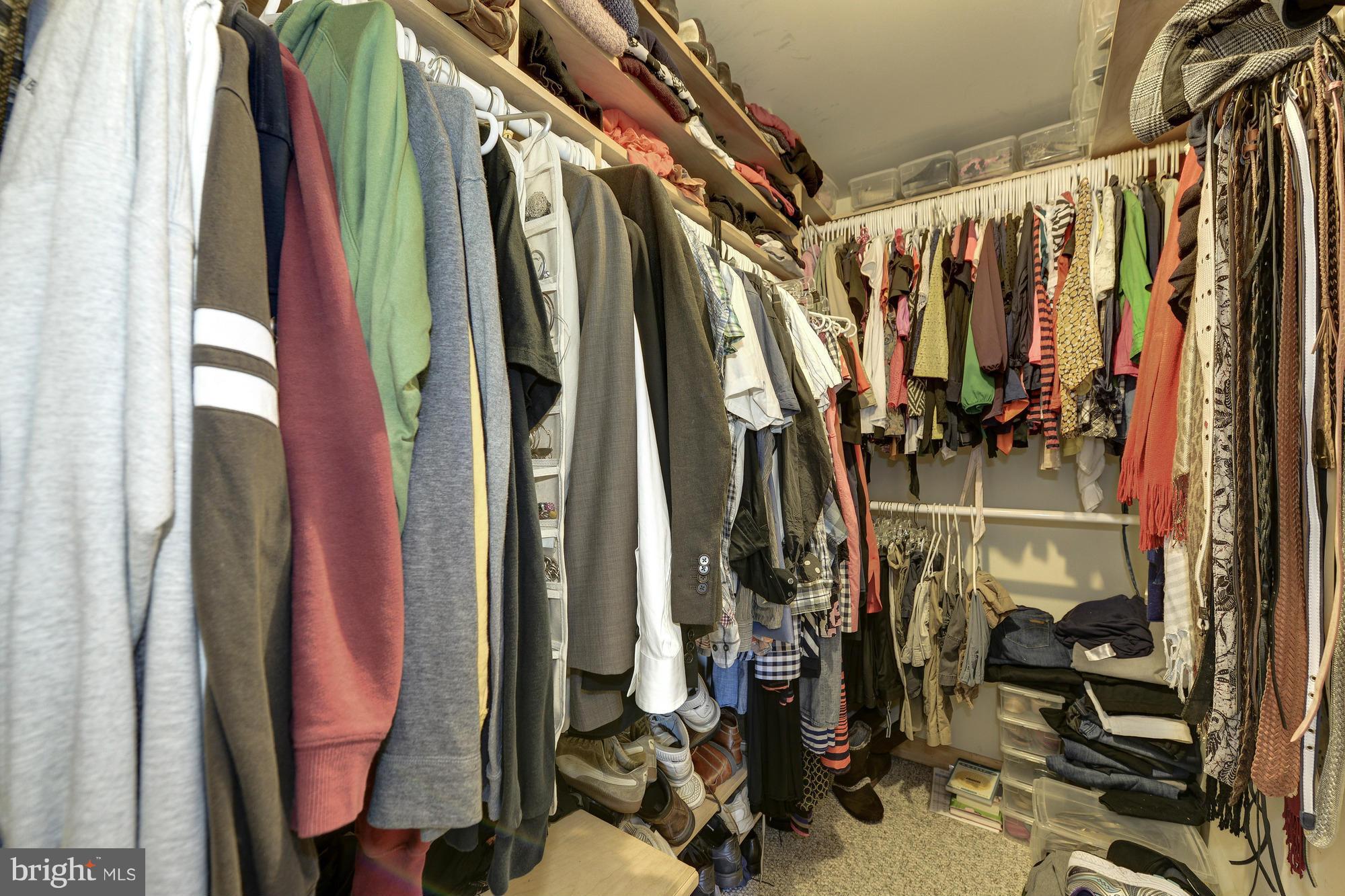 RUNNYMEADE - Residential