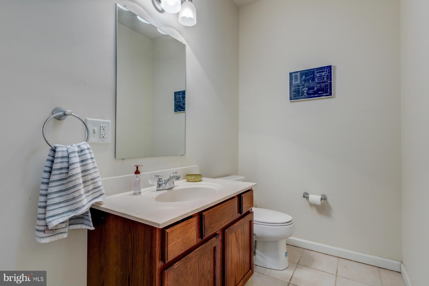 ADDISON HEIGHTS - Residential