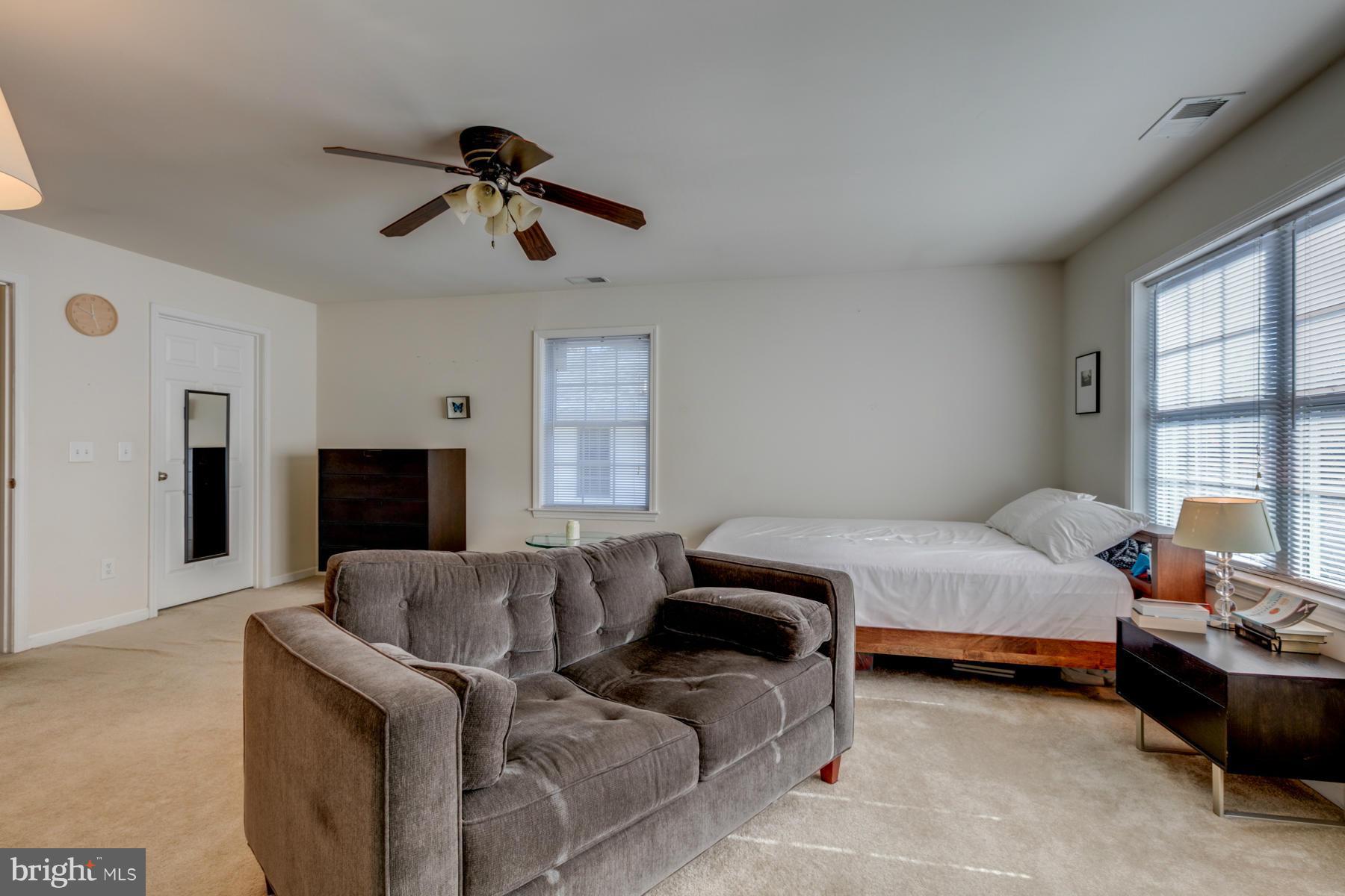 ADDISON HEIGHTS - Residential