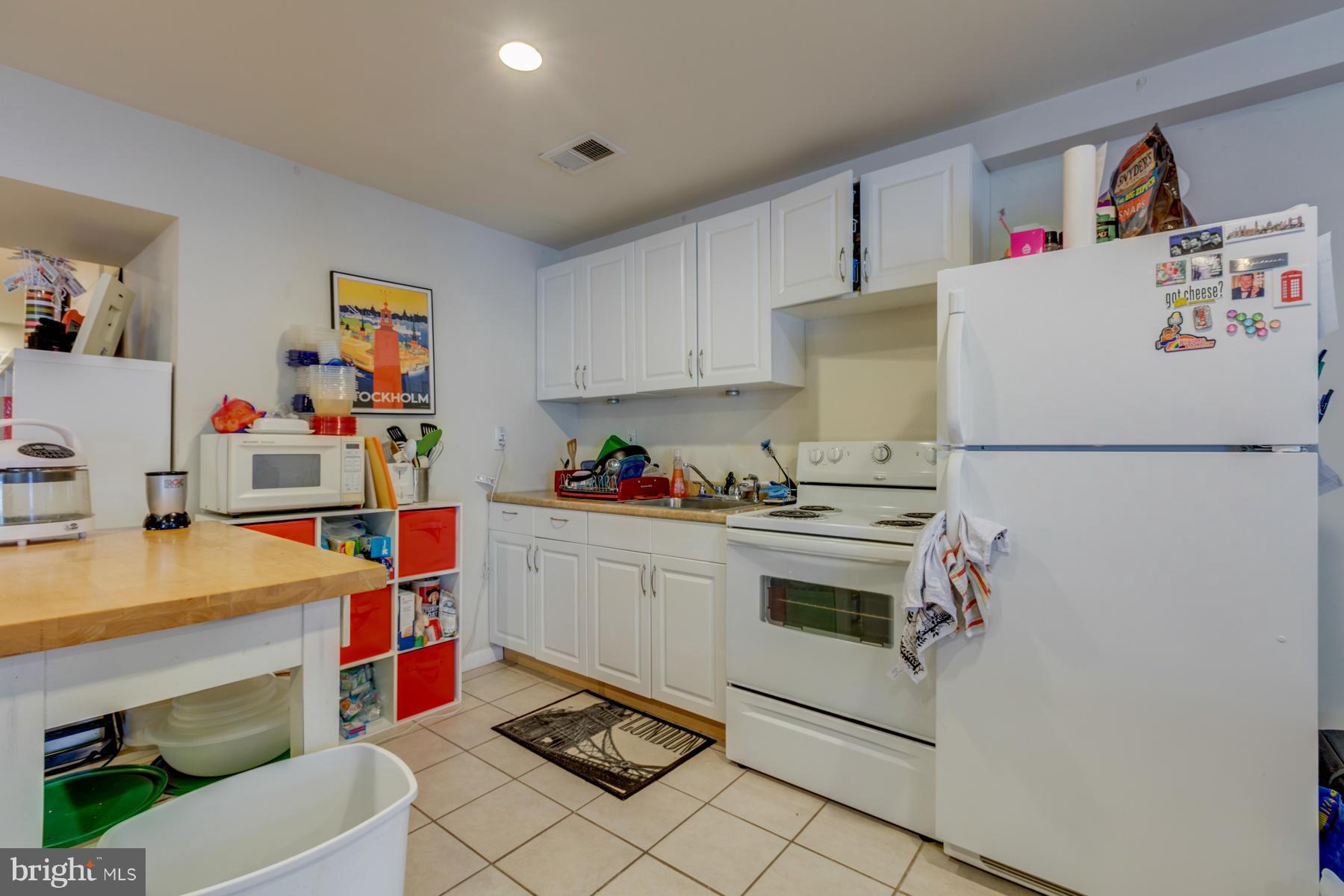 ADDISON HEIGHTS - Residential