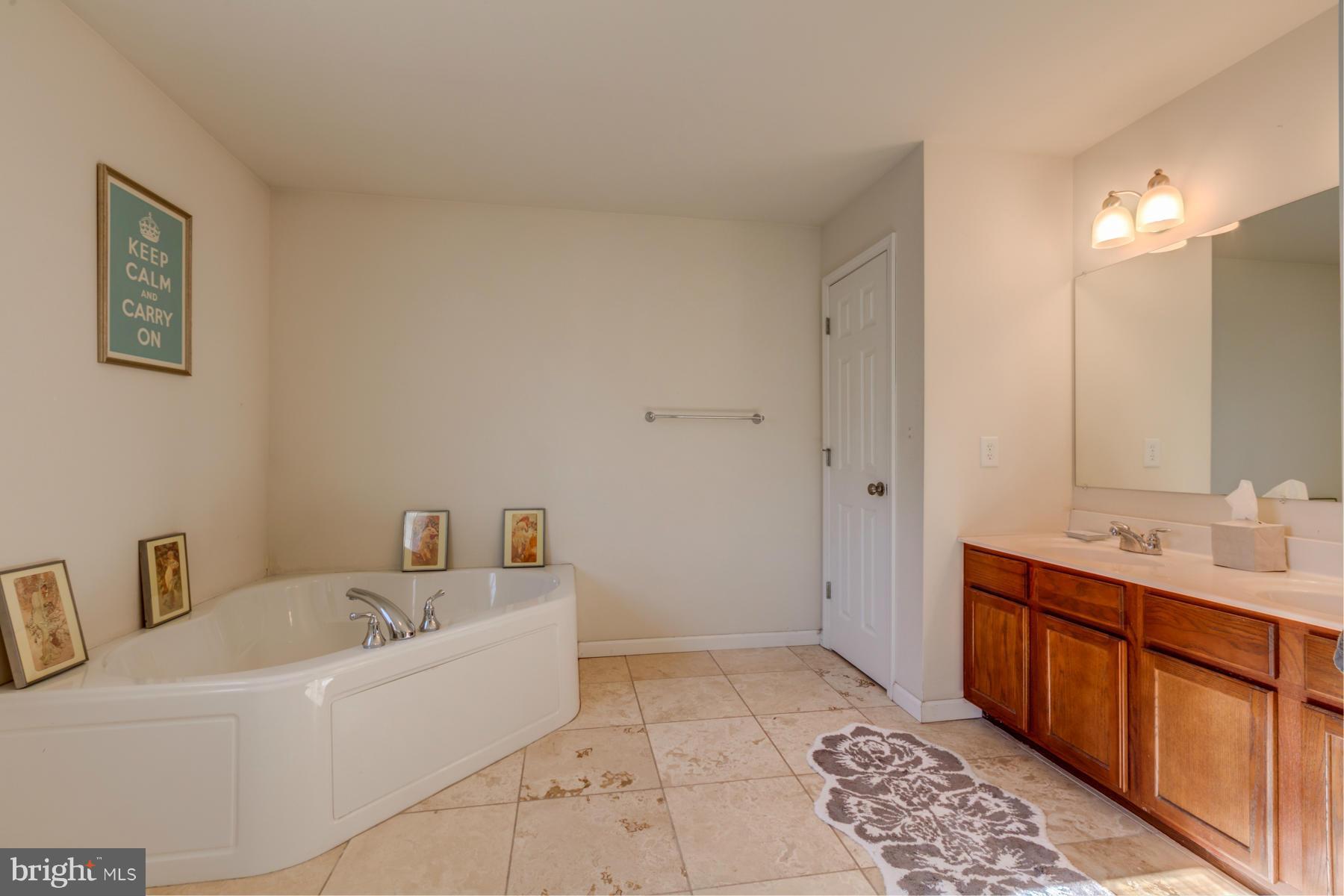 ADDISON HEIGHTS - Residential