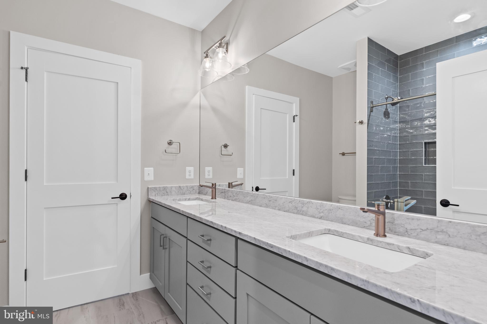 BUFFALO PARK - Residential