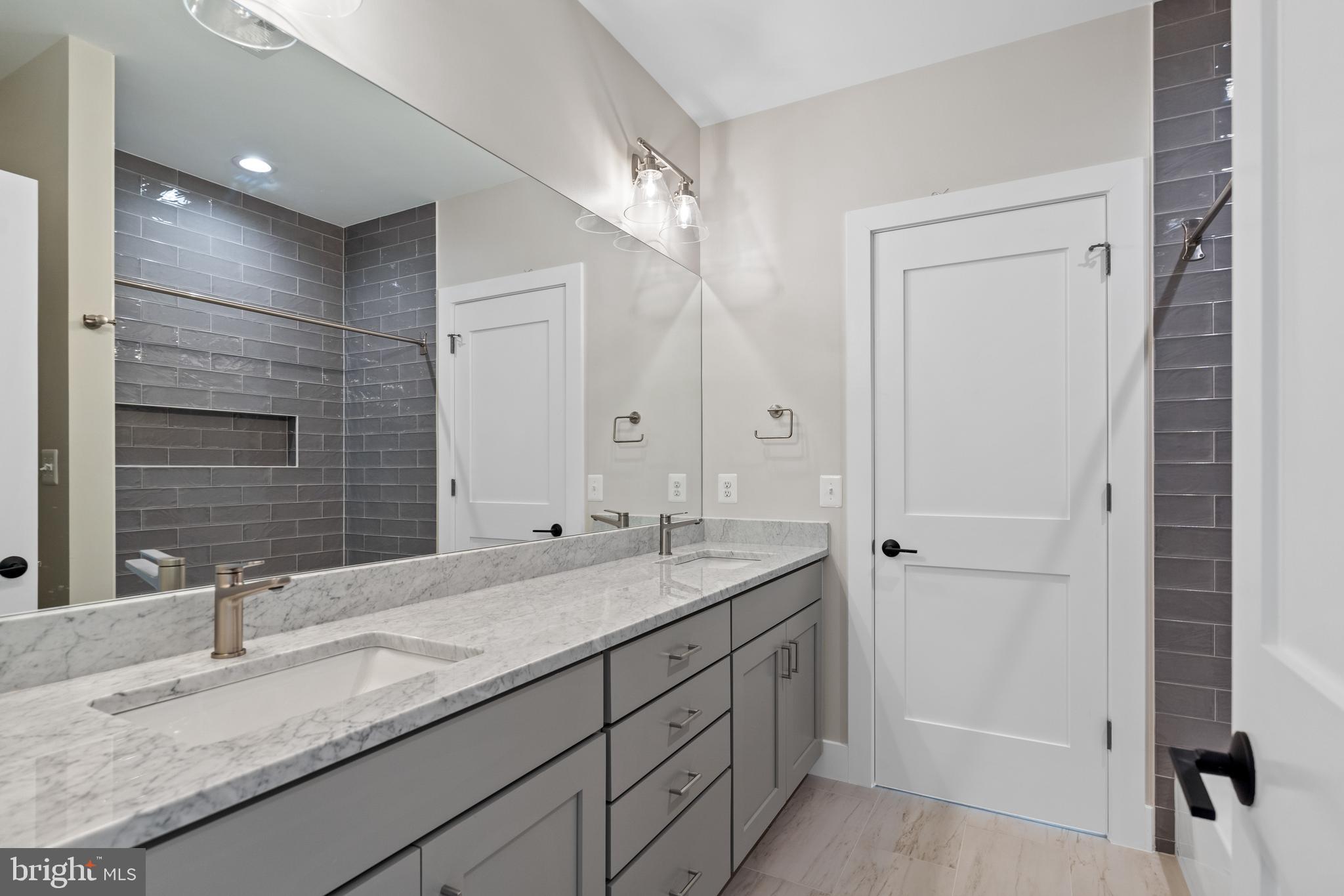 BUFFALO PARK - Residential