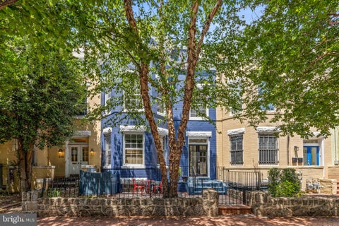 Townhouse For Sale - 502 G Street<br/> WASHINGTON, DC 20002