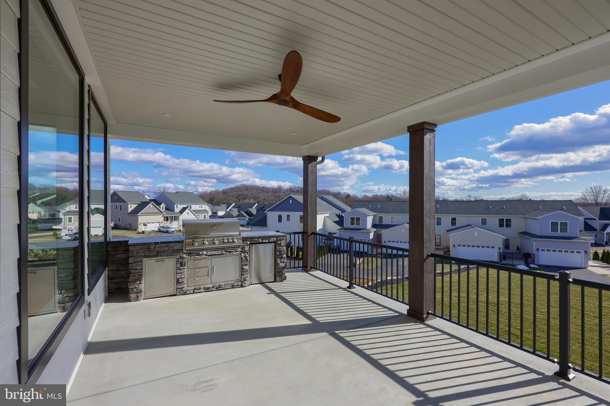 HAYDN MANOR - Residential