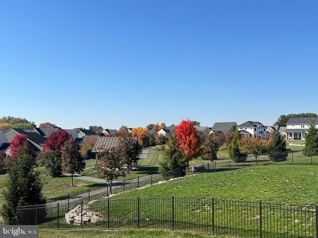 HAYDN MANOR - Residential