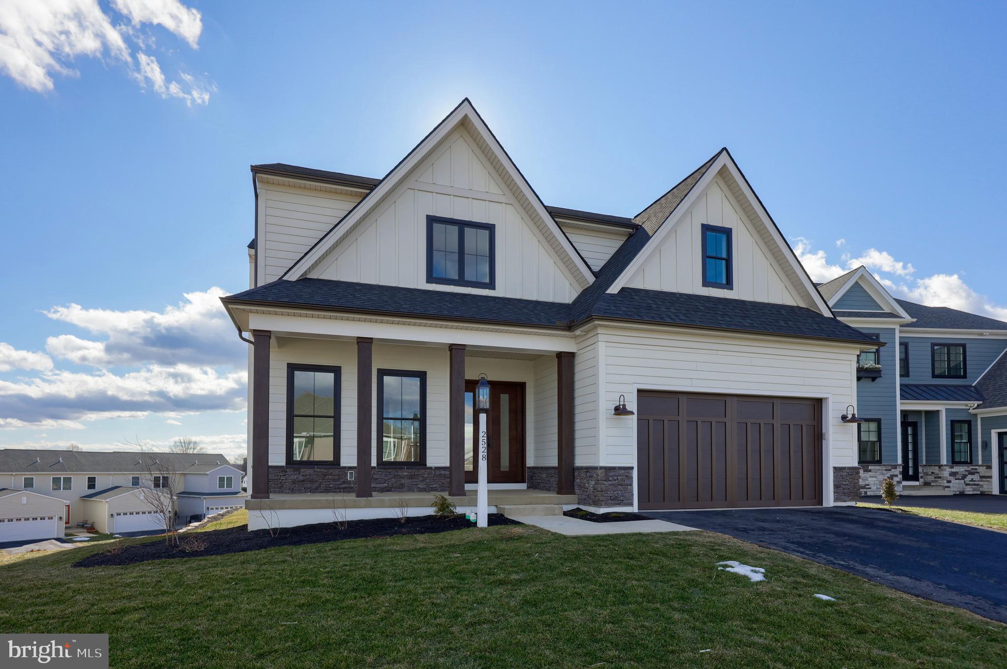 HAYDN MANOR - Residential