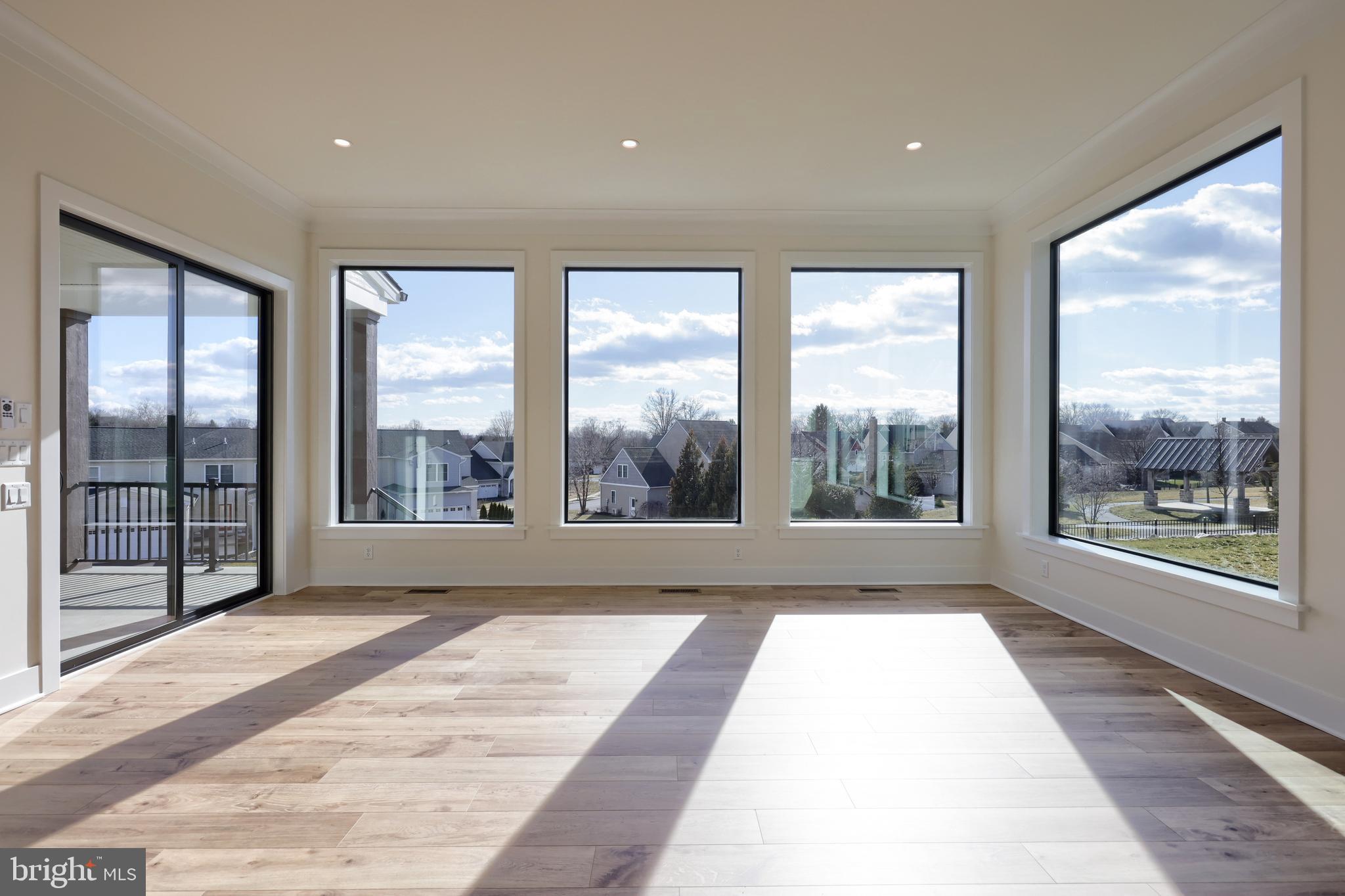 HAYDN MANOR - Residential