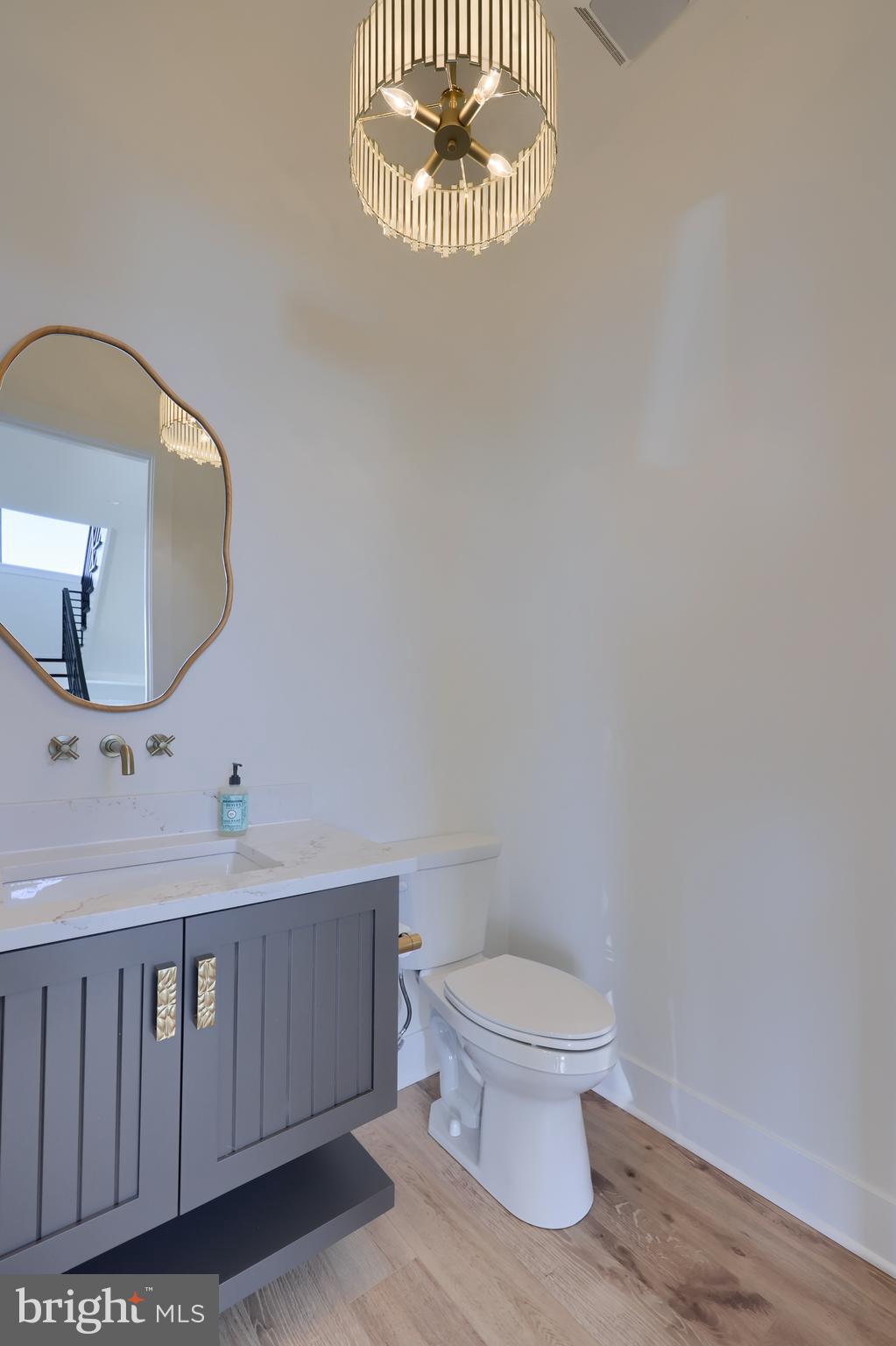 HAYDN MANOR - Residential