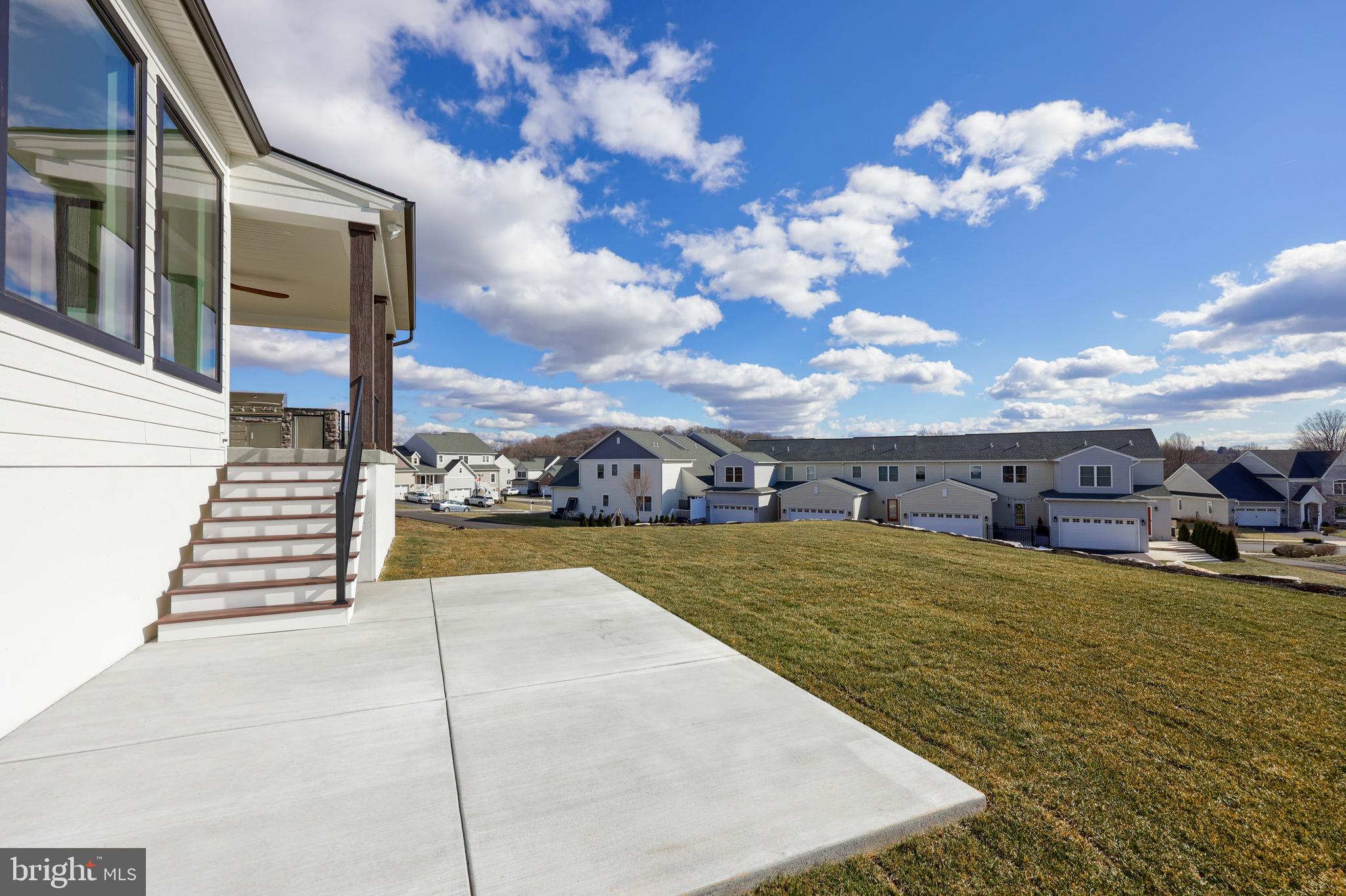 HAYDN MANOR - Residential