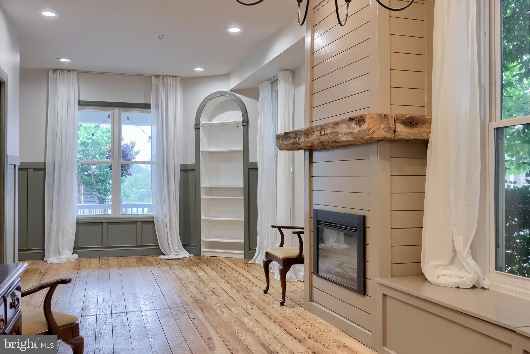 DENVER BOROUGH - Residential