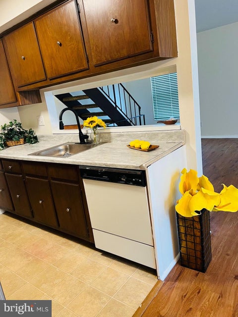Townhouse For Sale - 118 Hammershire Road #B<br/> Baltimore County, REISTERSTOWN, MD 21136