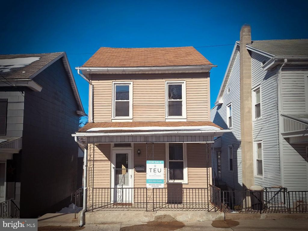 Photo of 1227 Pulaski Avenue, COAL TOWNSHIP, PA 17866 (MLS # PANU2002988)