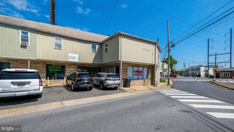 Multifamily For Sale - 2 Yale Avenue<br/> Delaware County, MORTON, PA 19070