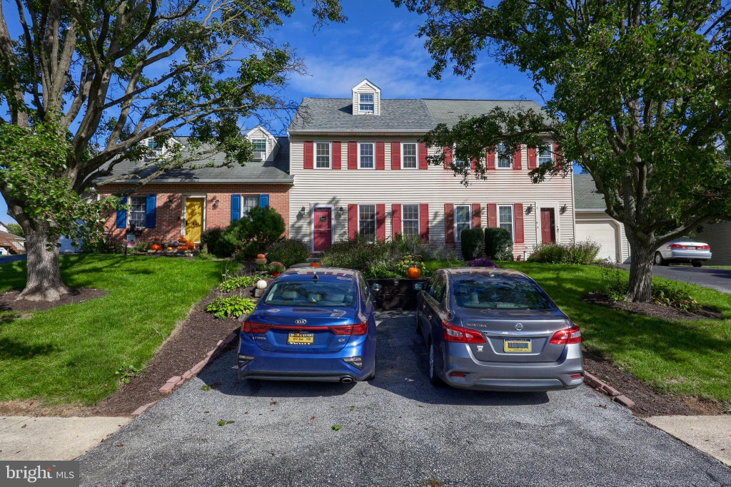 Photo of 437 Deerfield Drive, MOUNT JOY, PA 17552 (MLS # PALA2095942)