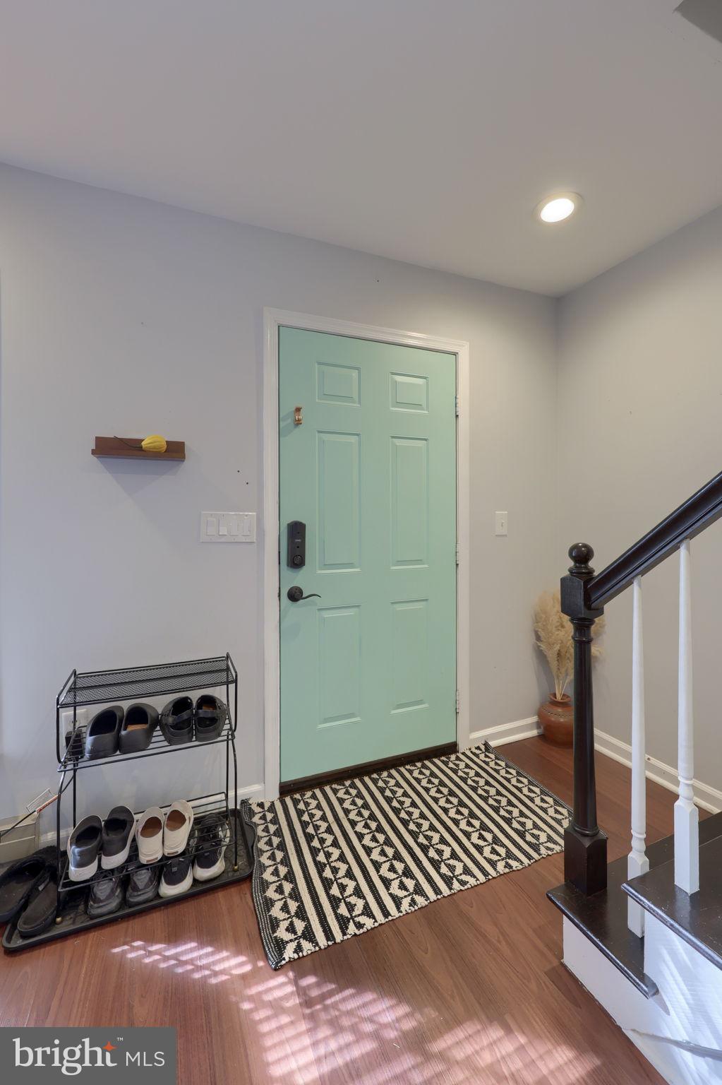 437 DEERFIELD DRIVE