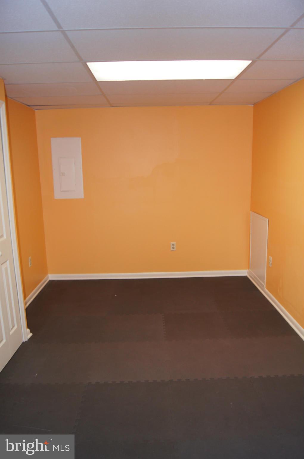 SOUTH HAMPTON SUB - Residential