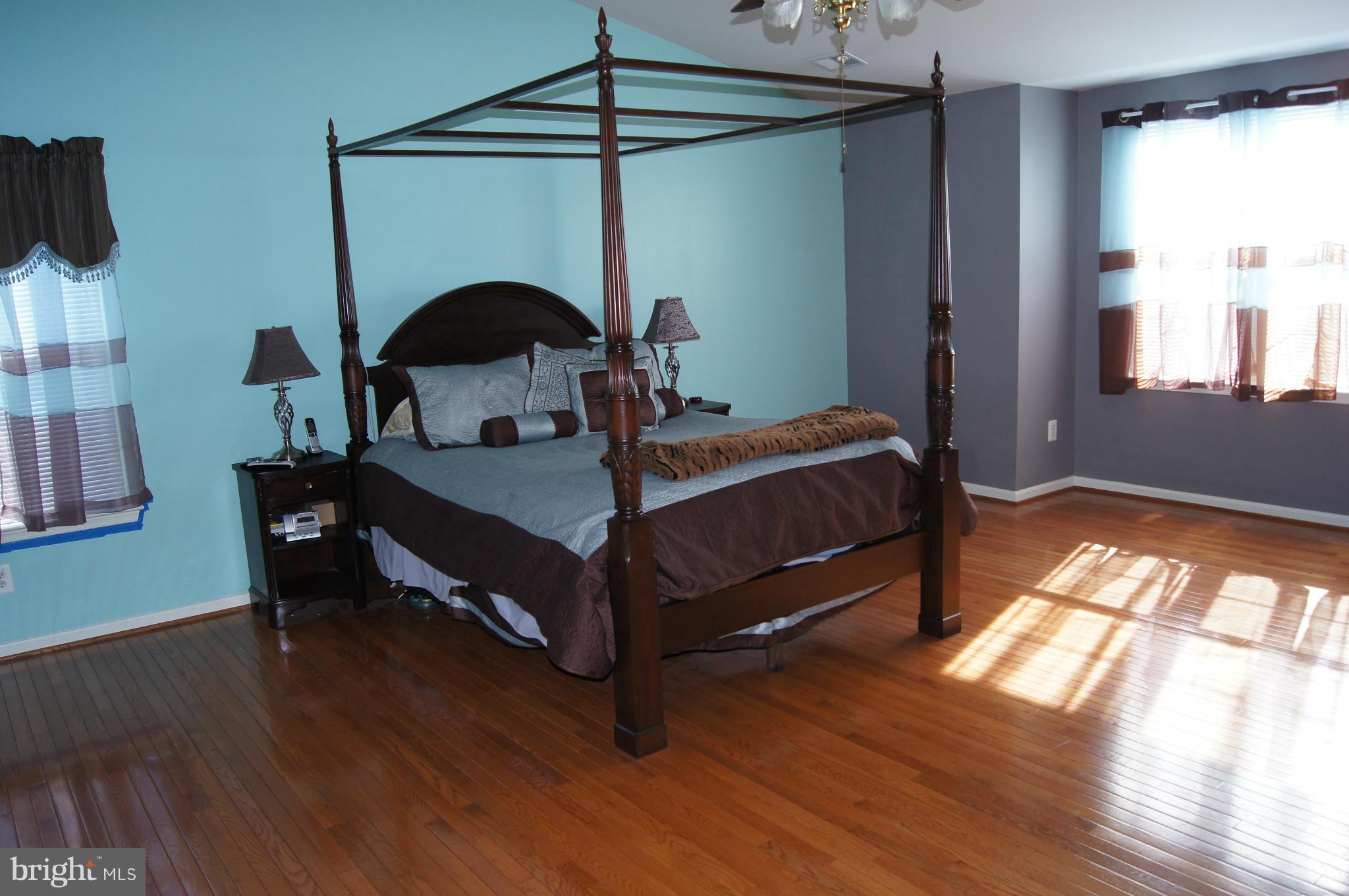 SOUTH HAMPTON SUB - Residential