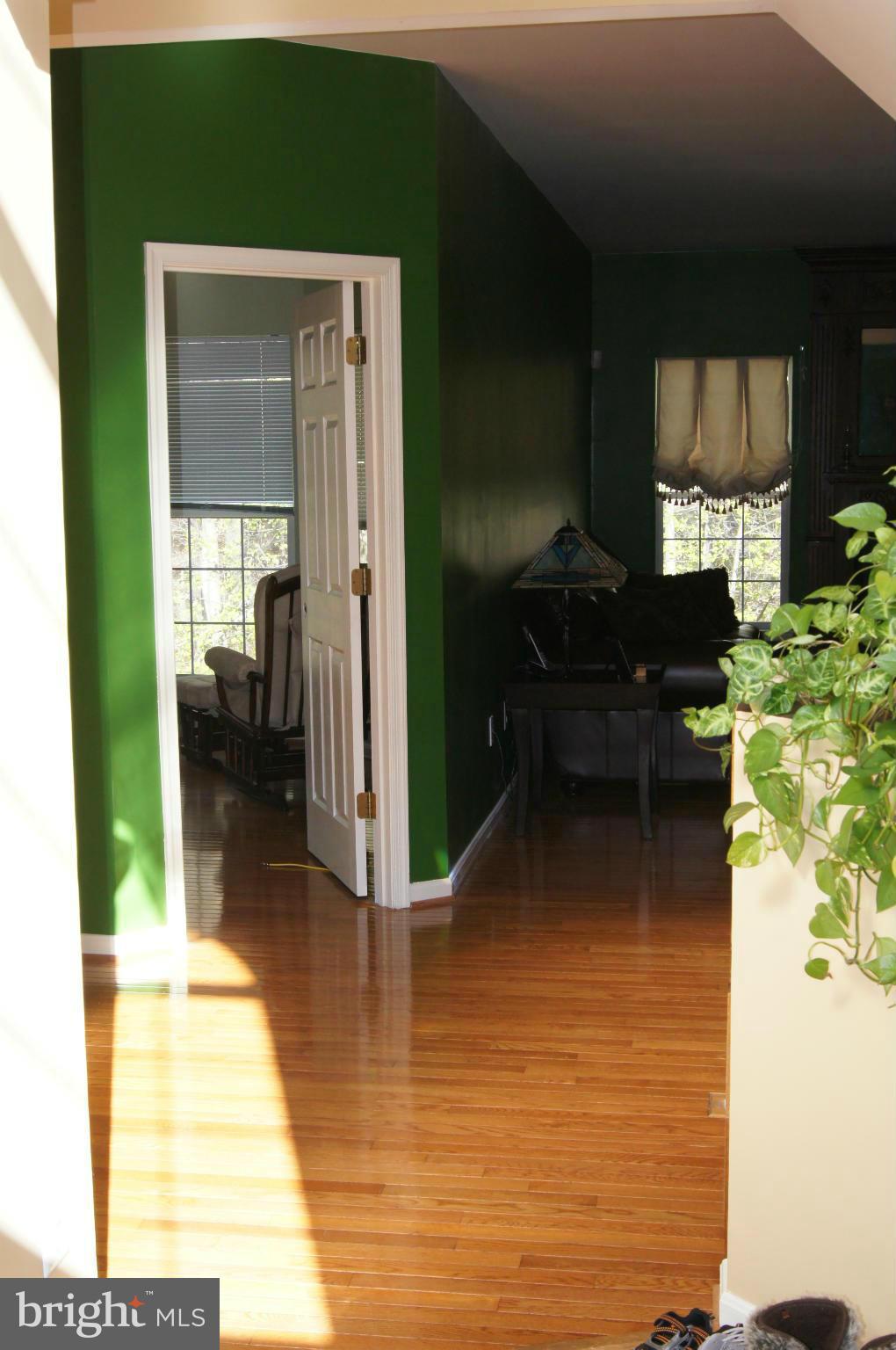 SOUTH HAMPTON SUB - Residential