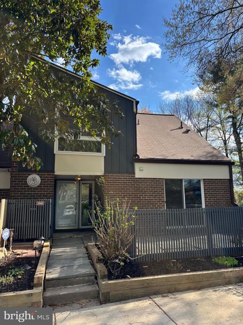 11556 LINKS DRIVE RESTON VA 20190