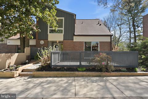 11556 LINKS DRIVE RESTON VA 20190