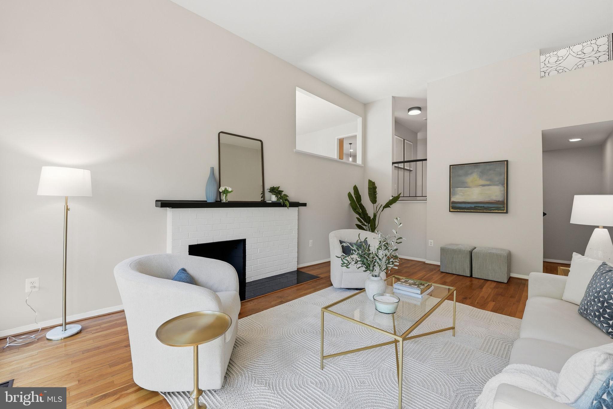 RESTON - Residential