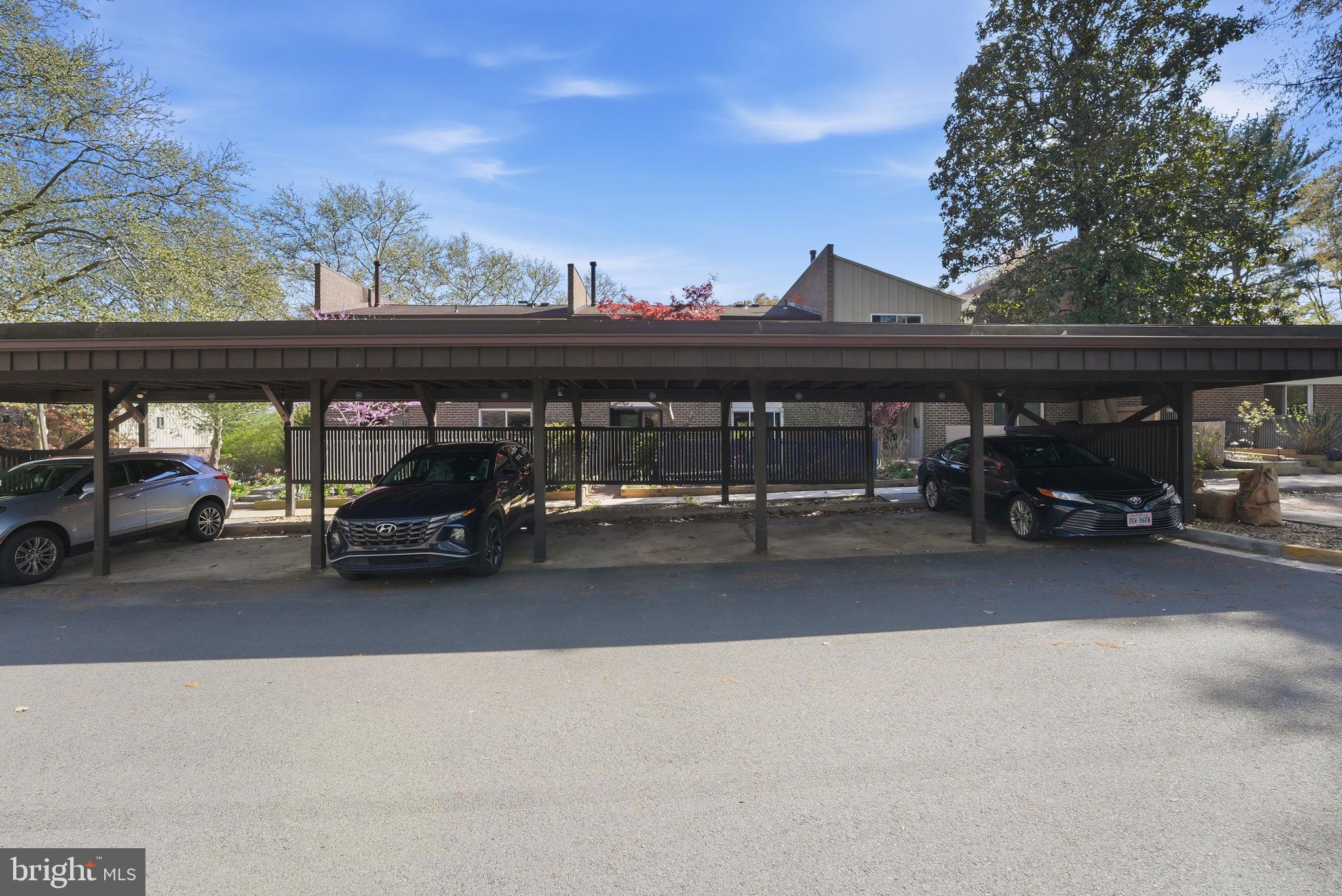 RESTON - Residential