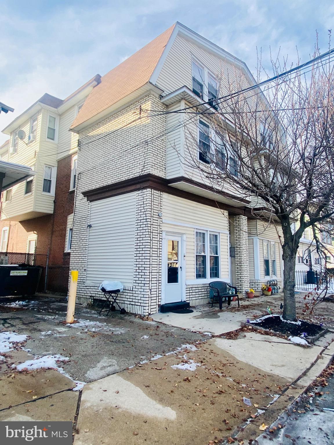 YEADON - Residential