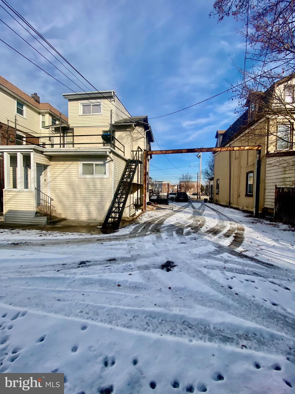 YEADON - Residential