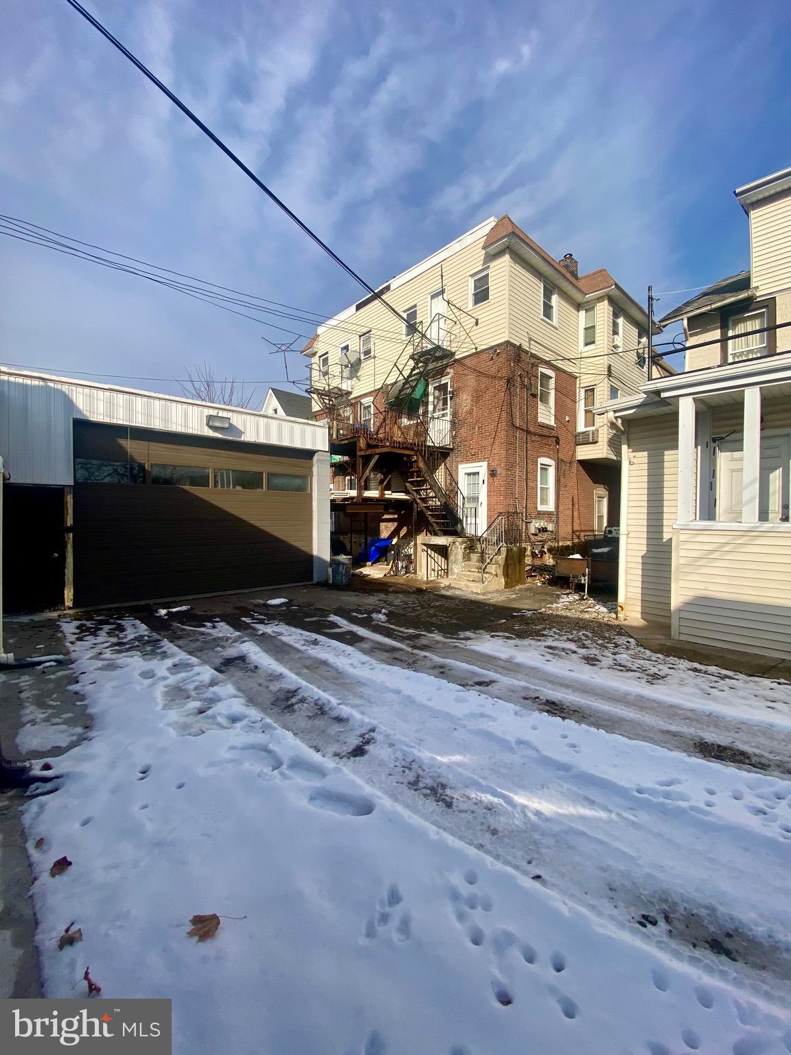 YEADON - Residential