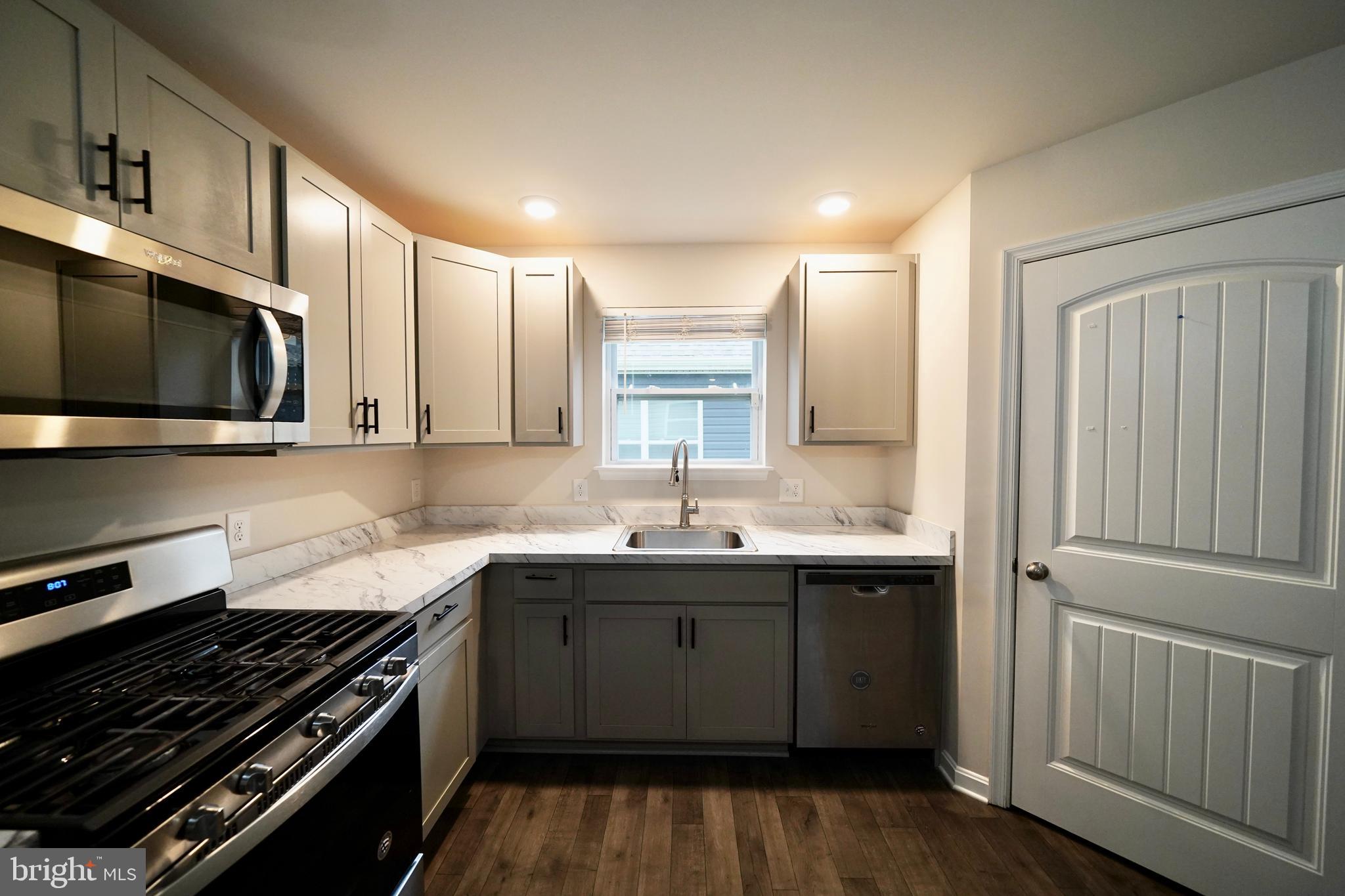 SIMPSONS CROSSING - Residential