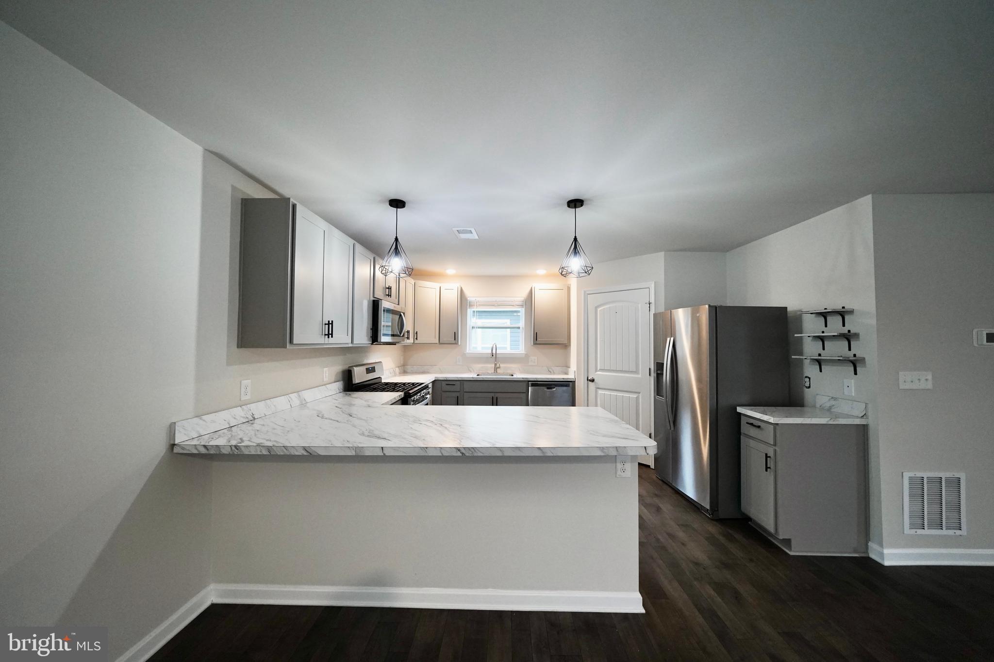 SIMPSONS CROSSING - Residential