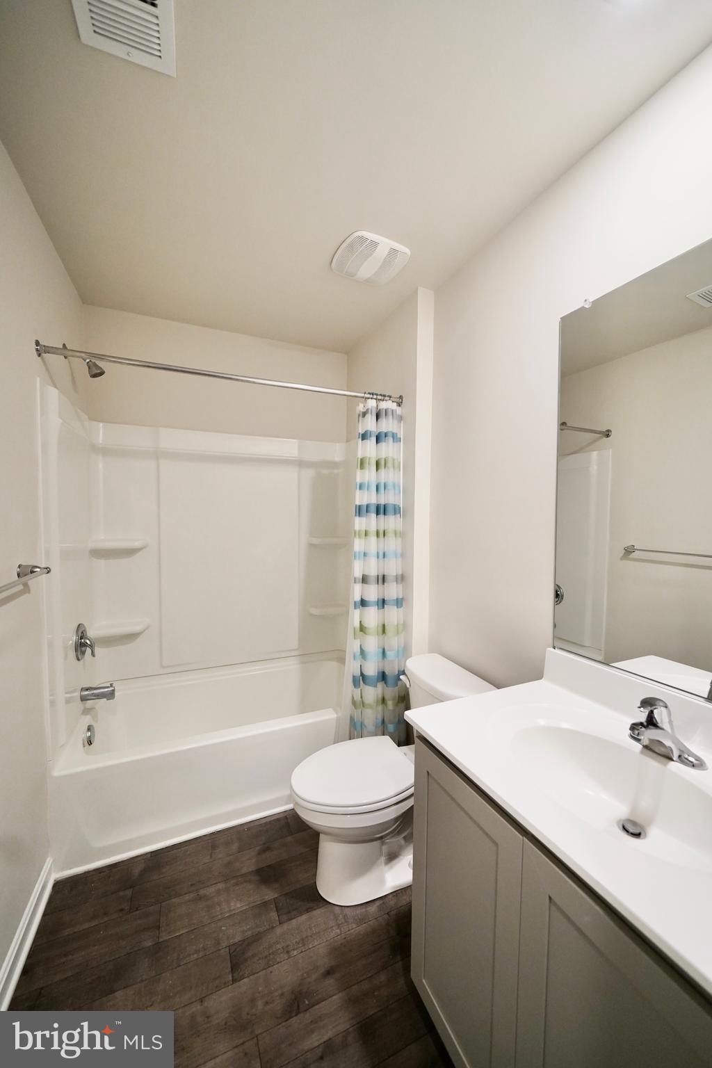 SIMPSONS CROSSING - Residential