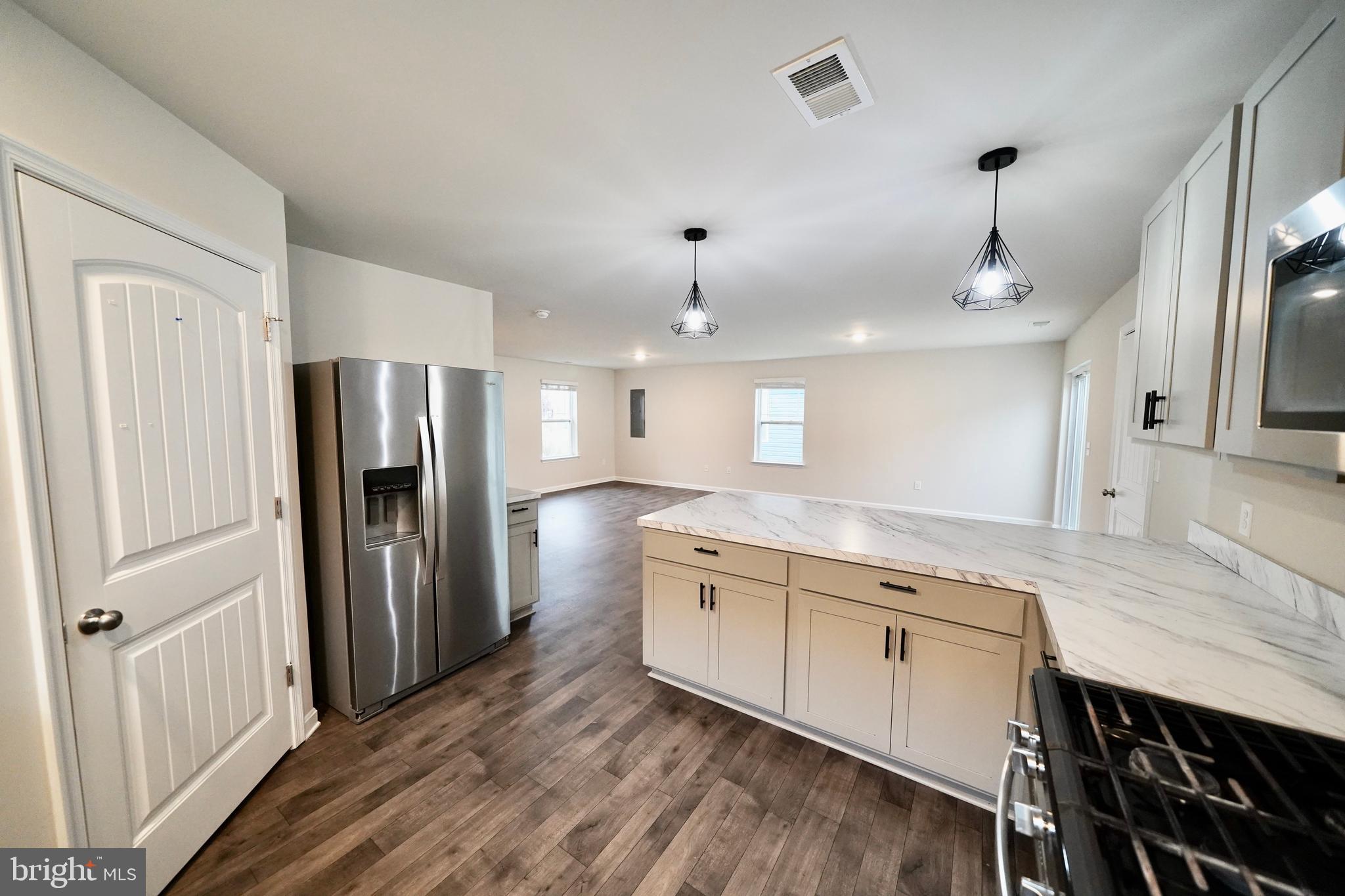 SIMPSONS CROSSING - Residential