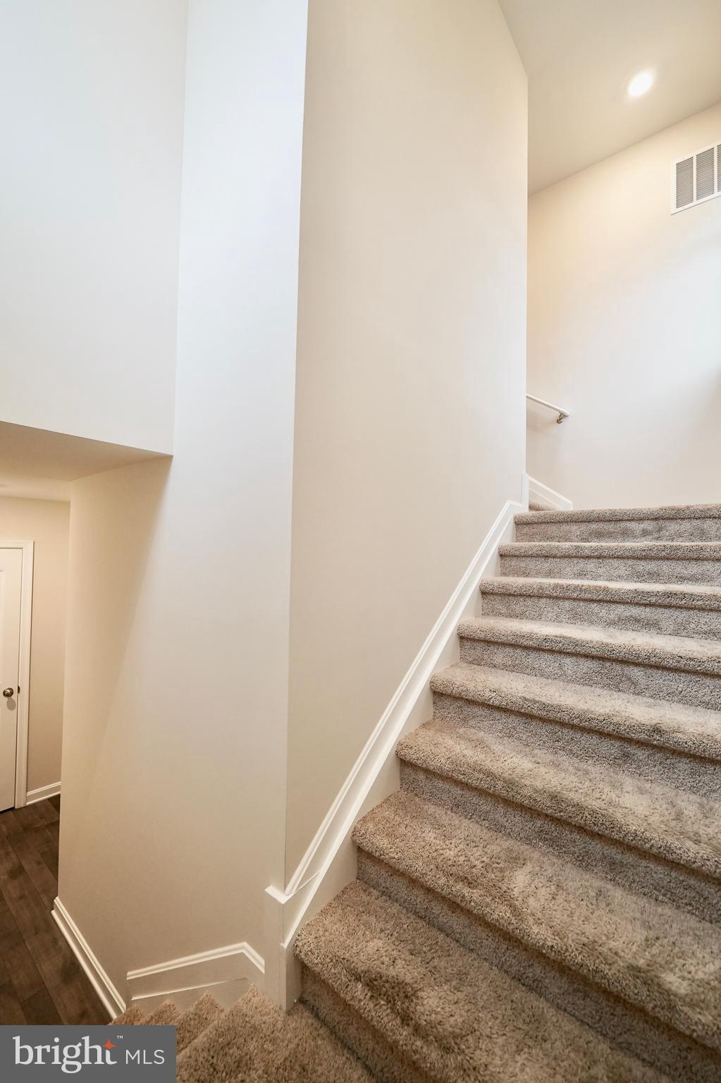 SIMPSONS CROSSING - Residential