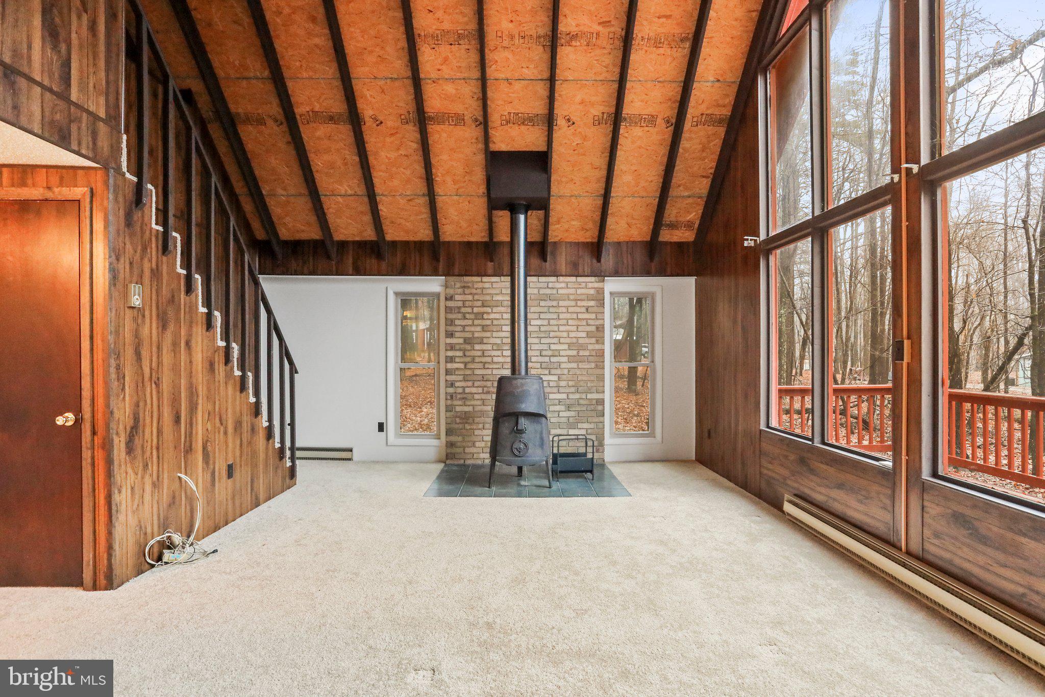 THE WOODS - Residential