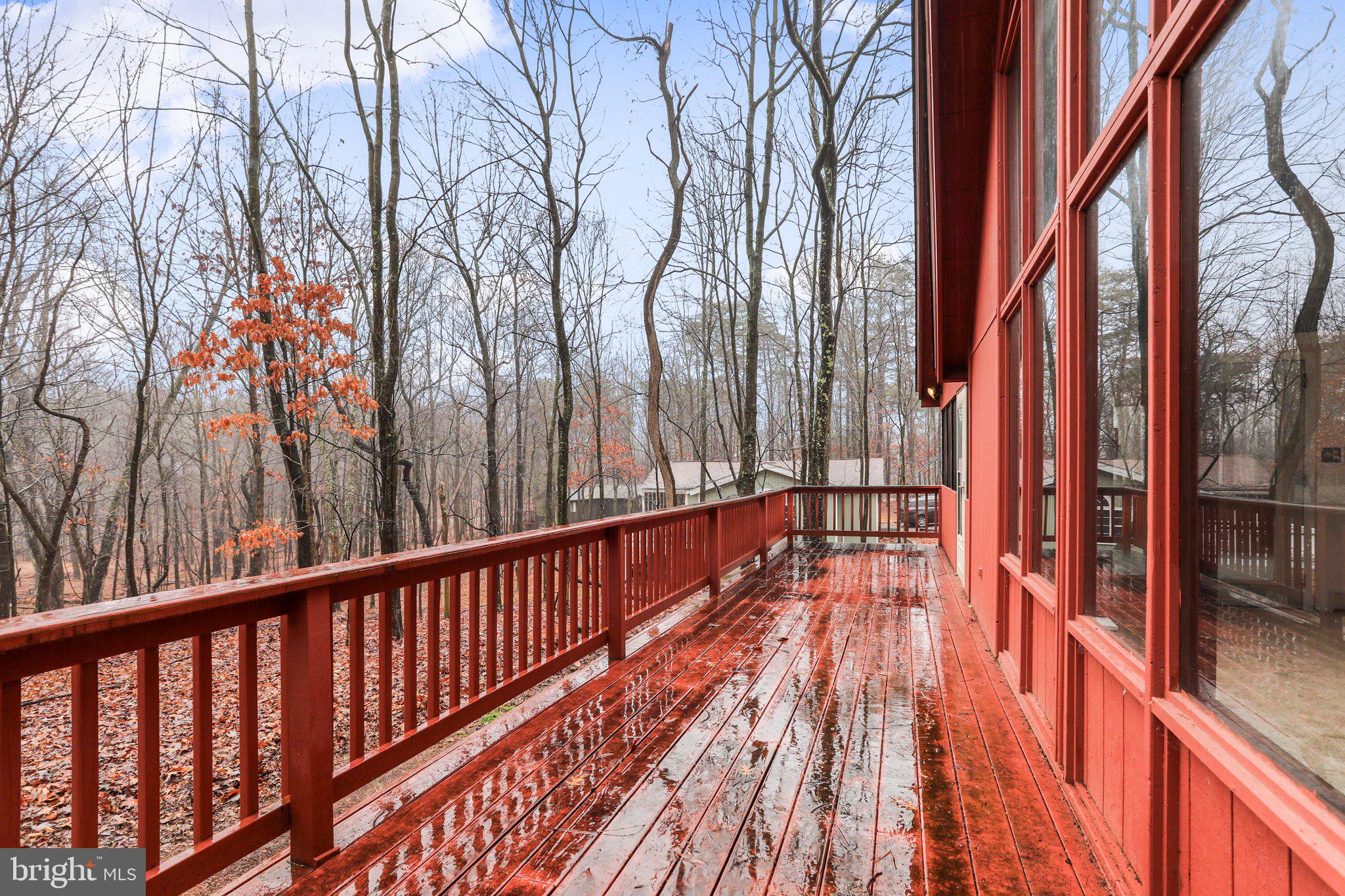 THE WOODS - Residential