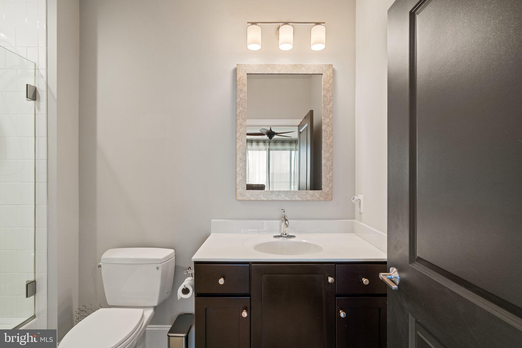 ONE LOUDOUN - Residential