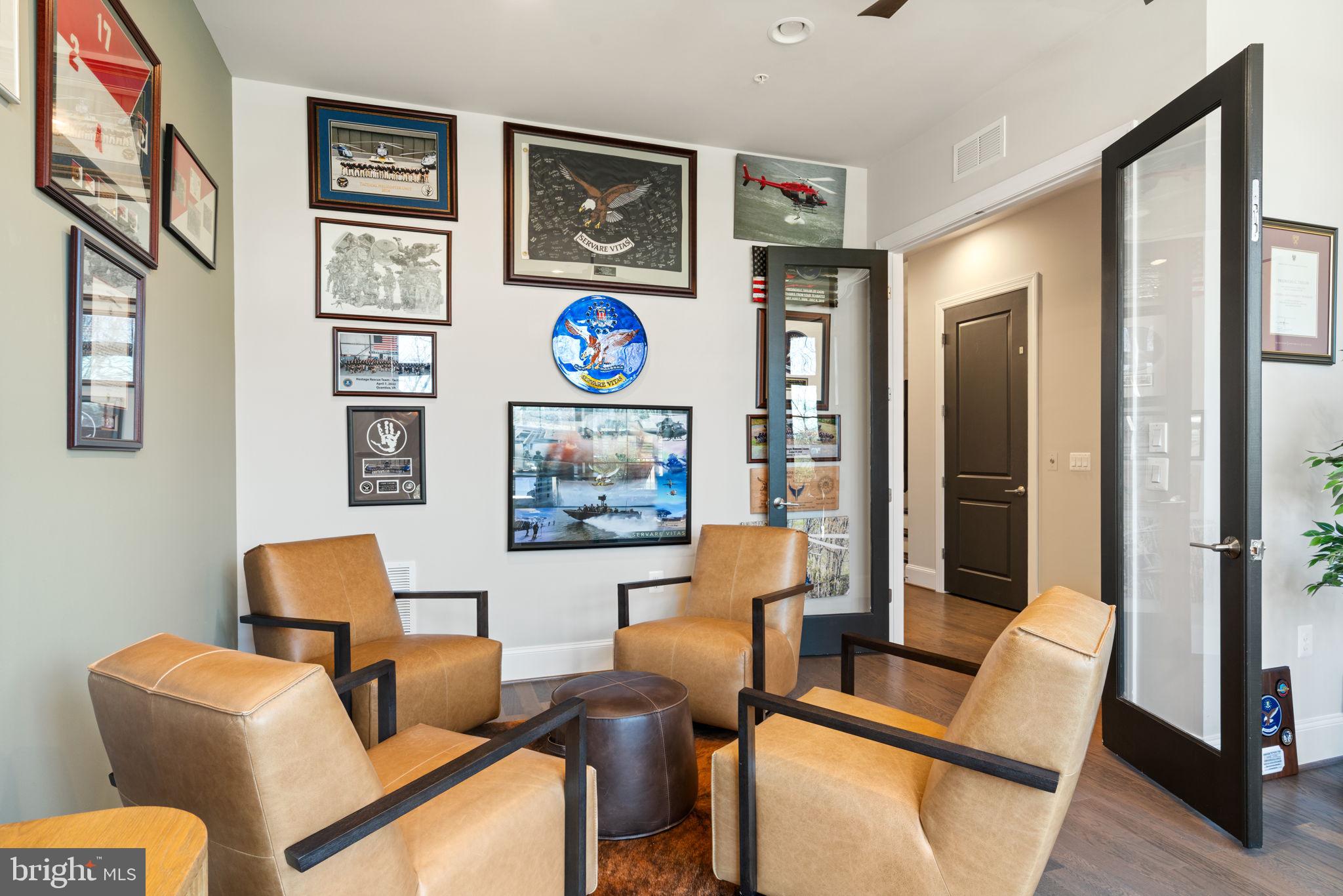 ONE LOUDOUN - Residential