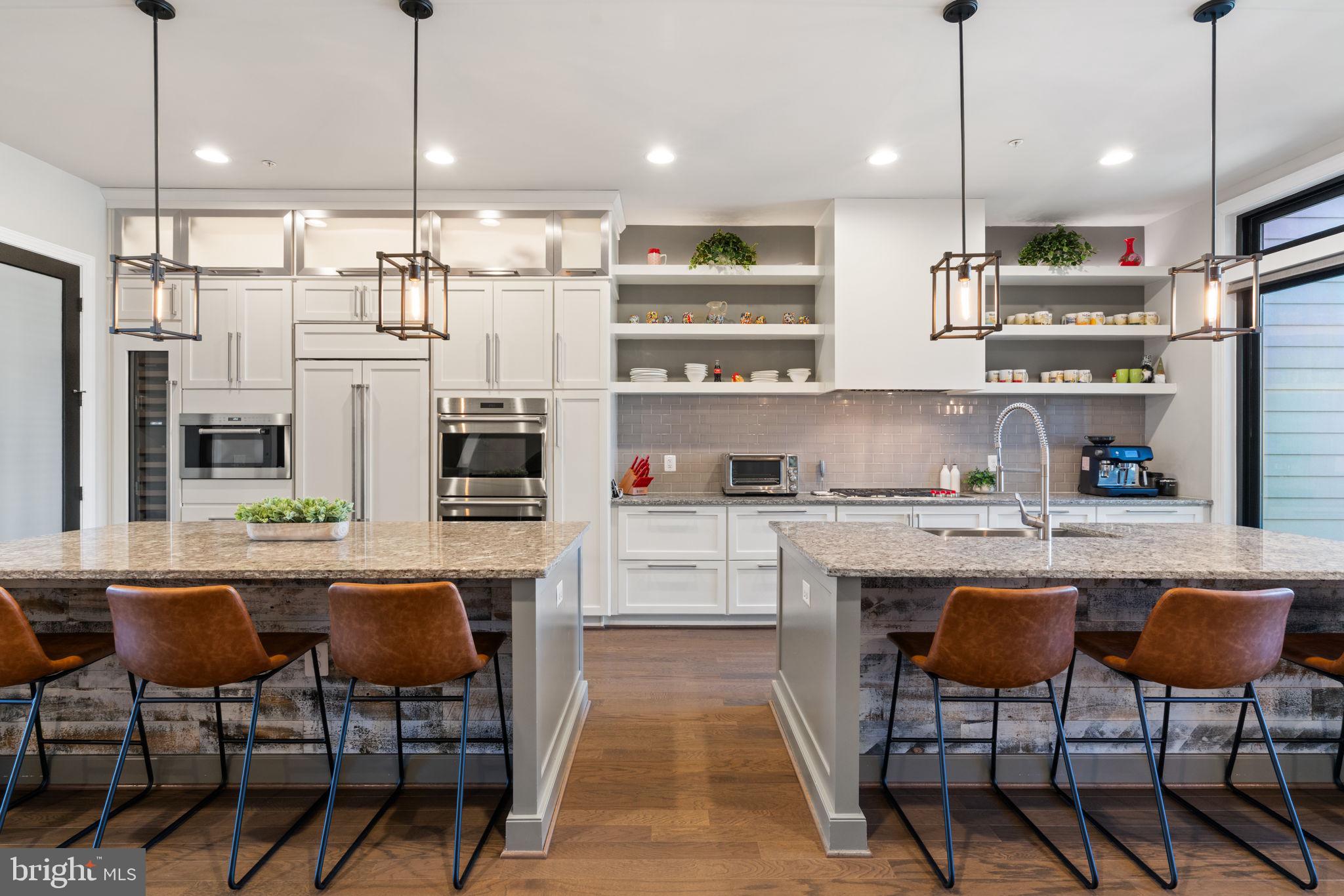 ONE LOUDOUN - Residential