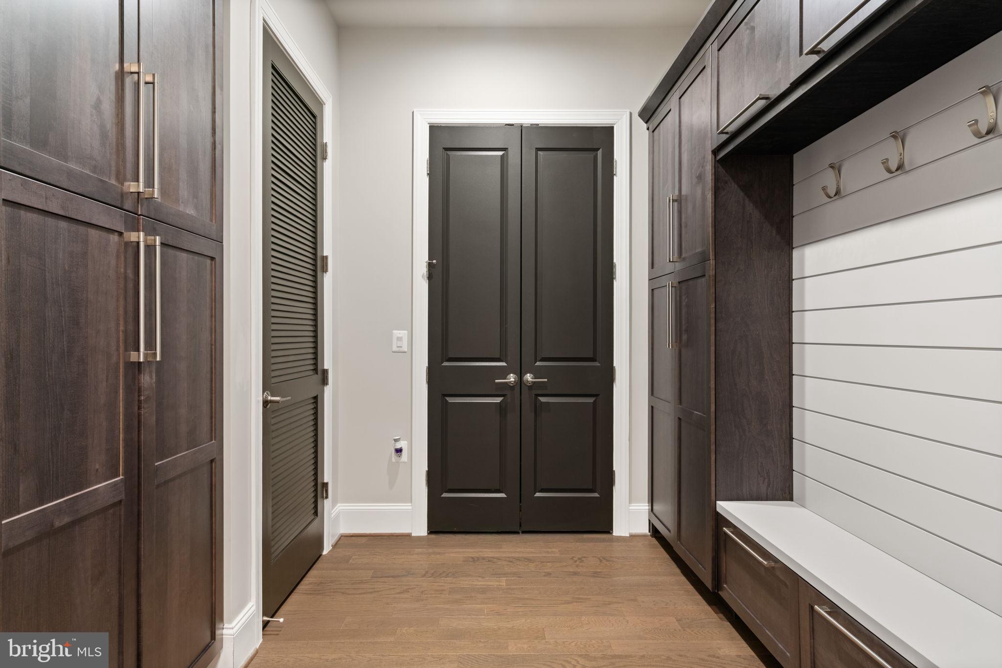 ONE LOUDOUN - Residential